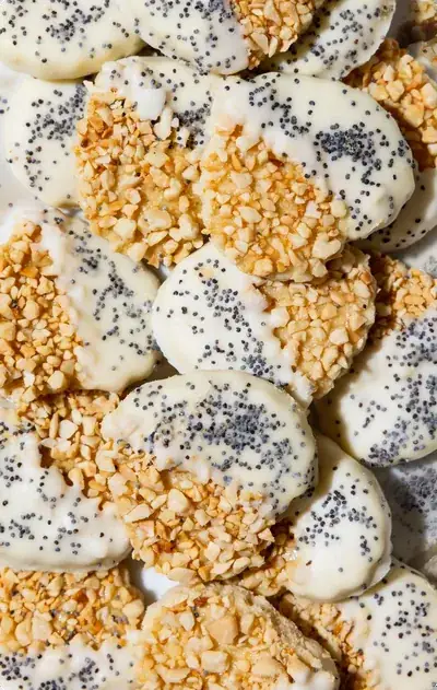 Gâteaux marocains au sésame et graines de pavot, dessert du buffet Kui-Zin